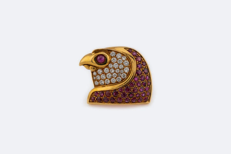Broche Oro Giallo Broche tête d'aigle en or jaune, pavé de rubis et de diamants 58 Facettes spl77