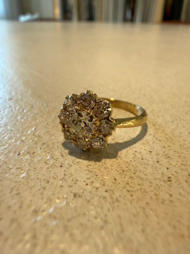 Bague 52 Antique yellow gold and diamond ring 58 Facettes