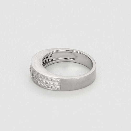 Bague 53,5 Bague jonc en or blanc et diamants 58 Facettes HAV0939X2