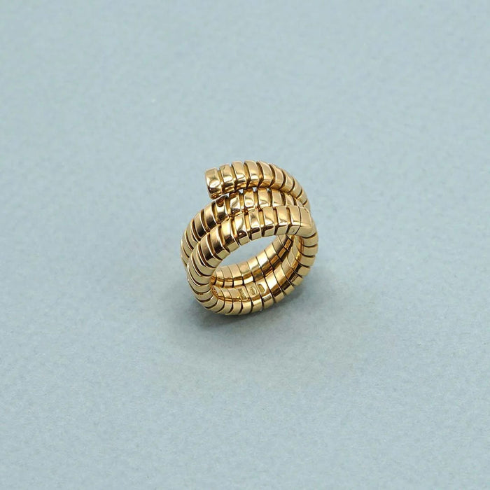 Bague BULGARI - Tubogas yellow gold ring 58 Facettes