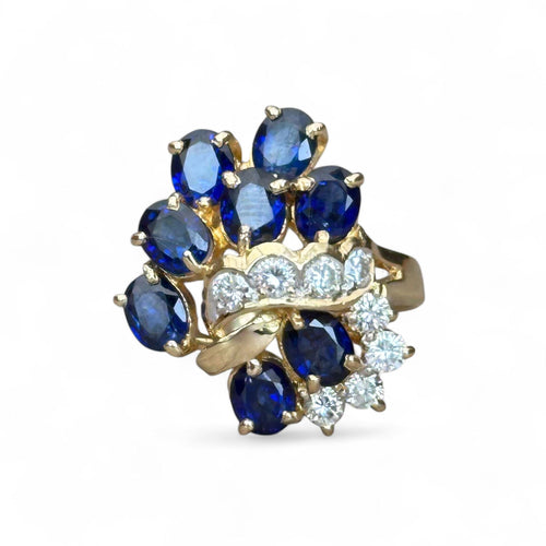 Bague 55 Bague or jaune, saphirs, diamants 58 Facettes