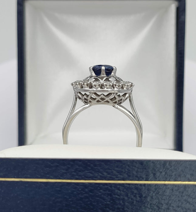 White gold ring and platinum, sapphire, diamonds