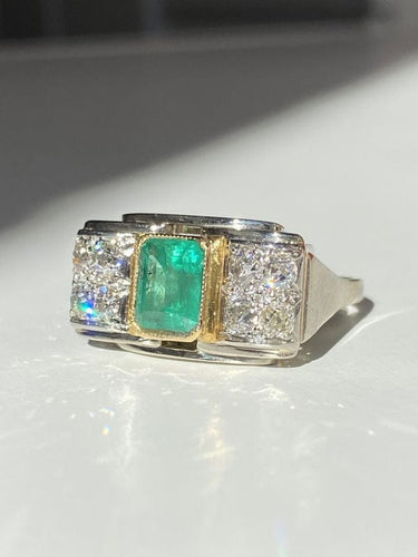 Bague 59 Bague Tank en or blanc et jaune 18k émeraude et diamants 58 Facettes