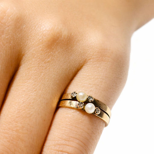 Bague Bague Art Déco en or jaune ornée d'un diamant et d'une perle 58 Facettes 50115