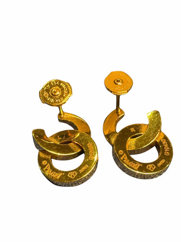 Boucles d'oreilles Paire Boucles d'oreilles Or Jaune Diamants Signé Piaget 58 Facettes