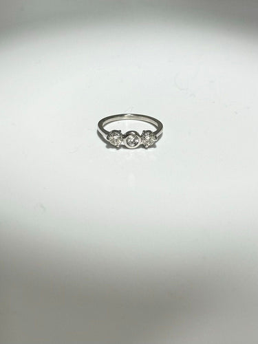 Bague Bague or blanc trilogie diamants 58 Facettes