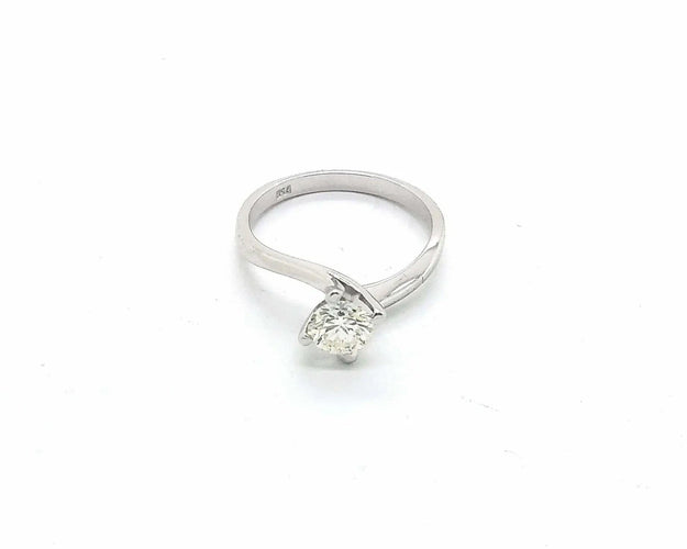 Bague Bague solitaire 0,56 ct 58 Facettes 6448