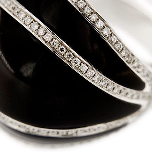 Bague 56 CHIMENTO - Bague à bande bombée avec onyx et diamants 58 Facettes 30476