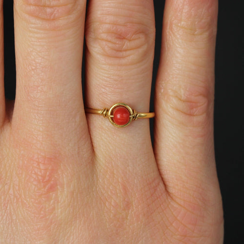 Bague 53 Bague perle de corail or jaune 58 Facettes 21-676A