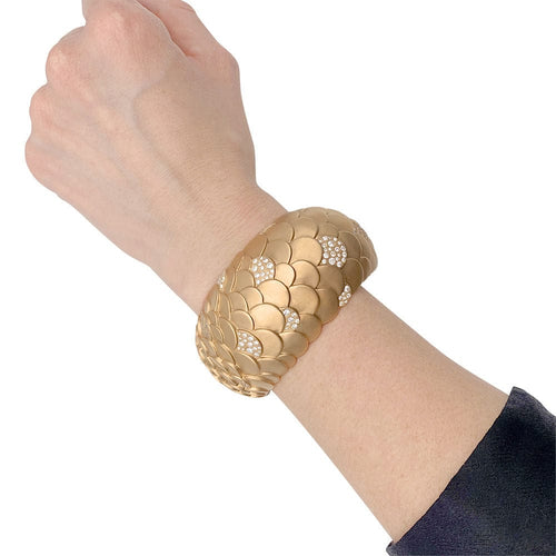 Bracelet Bracelet Pomellato, "Sirène", or rose, diamants. 58 Facettes 32556