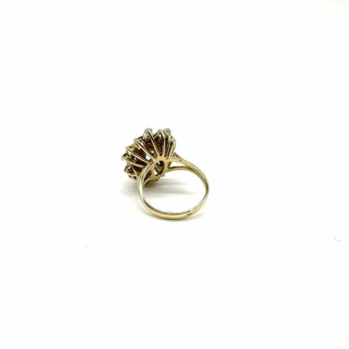 Bague 49 Bague or jaune, rubis et diamants 58 Facettes Z15B51680