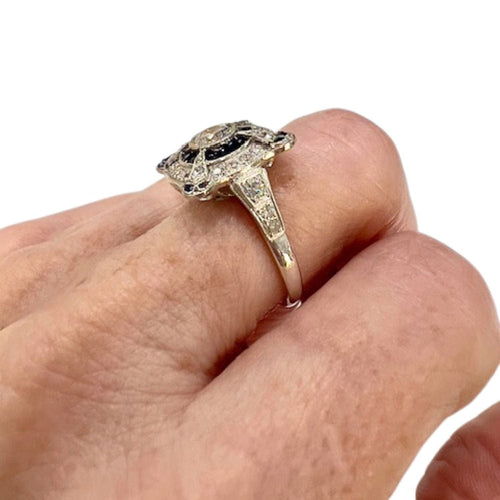 Bague 54.5 BAGUE EN PLATINE DE STYLE ART DÉCO AVEC DIAMANTS ET SAPHIRS 58 Facettes Q258B