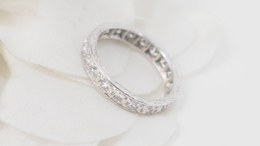 Wedding band American in white gold and 0.90ct diamonds 
