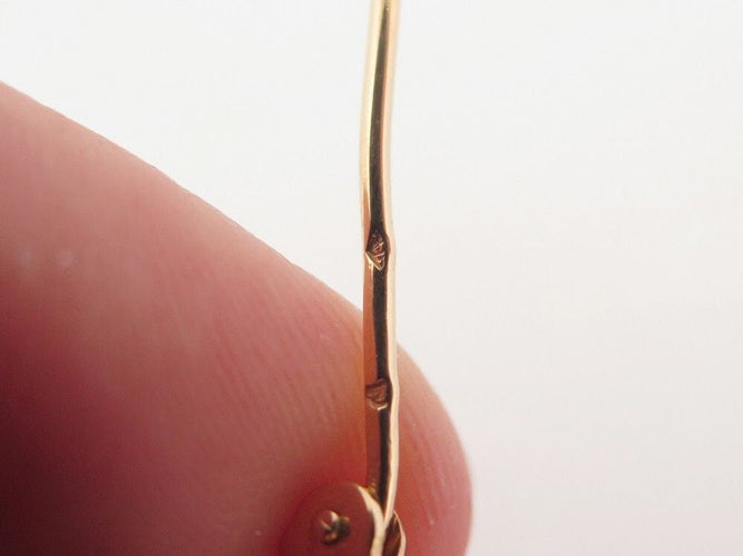 Broche vintage broche epingle tourbillon torsadee or emeraudes 58 Facettes 260447