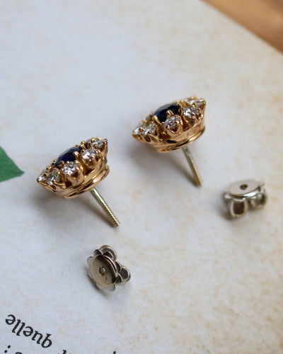 Boucles d'oreilles Paire de Boucles d'Oreilles Marguerite Saphir et Diamants 58 Facettes A11580