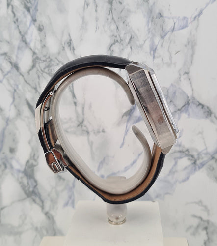 Montre TAG HEUER - Montre Monaco Chronograph Saphir 58 Facettes CAW2110