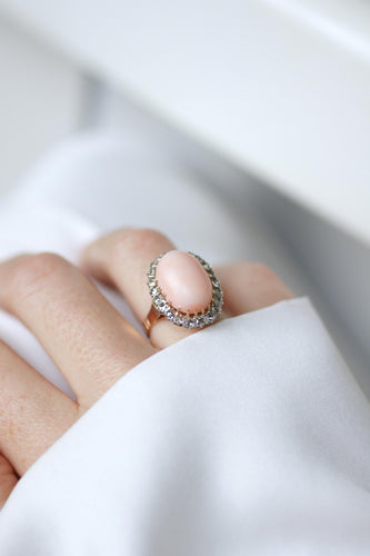 Bague 52 Bague Marguerite Belle Époque Corail Peau d'Ange entourage Diamants 58 Facettes