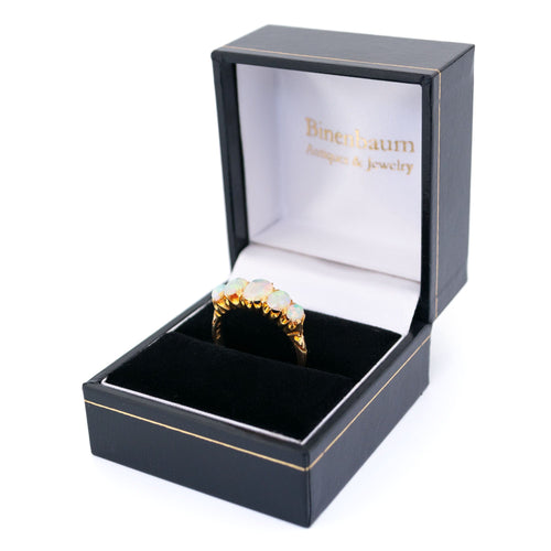 Bague 55 Bague en or jaune avec opale 58 Facettes 3613F170ED024DF7983473E9C4472394