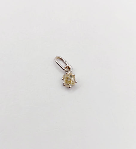 Pendentif Petit pendentif antique or blanc 18k diamant taille ancienne 0,18 carat (1920) 58 Facettes A06139