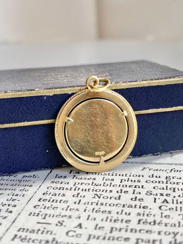 天秤座黄金吊坠