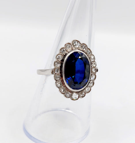 Bague 56.5 Bague marguerite antique, Platine, saphir synthétique et diamants taille roses (circa 1910) pompadour 58 Facettes A05897