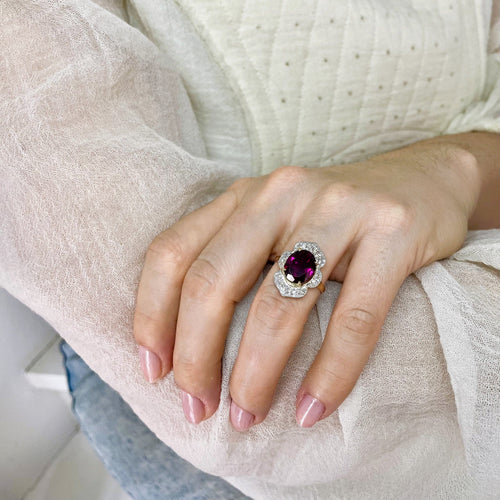 Bague 54 Bague marguerite rhodolite et diamants en or jaune 58 Facettes