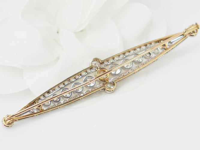 Broche Importante broche Art Déco en or jaune platine et diamants 58 Facettes 32820