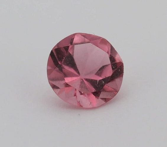 Gemstone Saphir rose non chauffée 0.84cts 58 Facettes 113