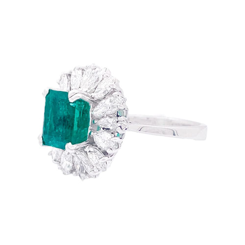 Bague 53 Bague or blanc, diamants, émeraude. 58 Facettes 33994