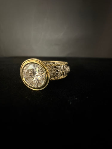 Bague 53 Bague solitaire ornée d'un diamant de 4 carats 58 Facettes