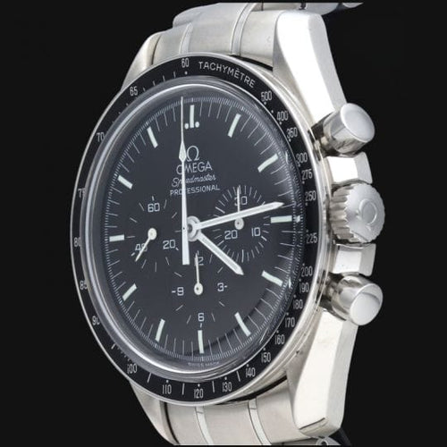 Montre Omega Montre Speedmaster Professional Moonwatch Apollo 11 58 Facettes MT41116