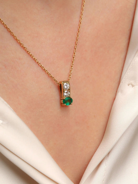 Ciondolo vintage con diamanti smeraldo