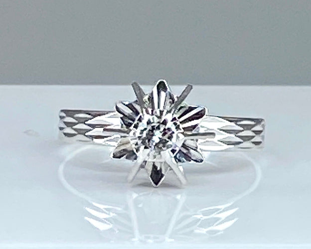 Bague Bague en or blanc 18 carats et diamant 58 Facettes AB387