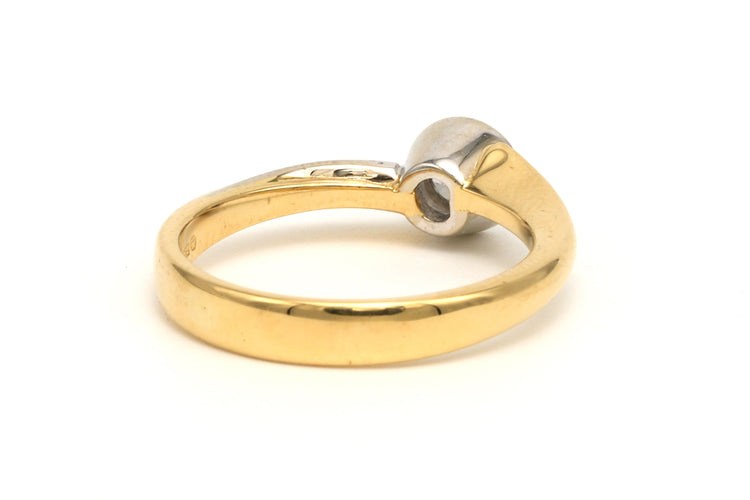 Bague 55 Bague contemporaine en or jaune et blanc 18 carats sertie d'un diamant (0.33ct) 58 Facettes 20975