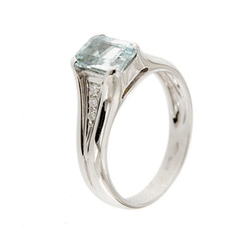 Bague 55 Bague aigue-marine et diamant 58 Facettes 19530