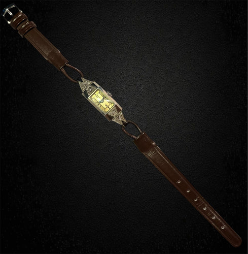 Montre Montre Ardath dame Art Déco 58 Facettes