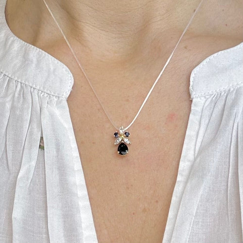 Pendentif Pendentif or jaune, saphirs et diamants 58 Facettes Z1351394