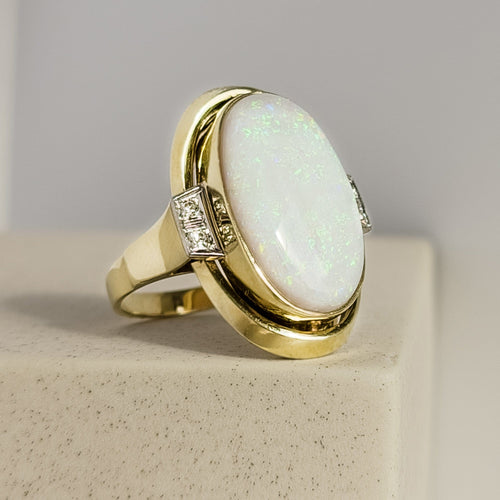 Bague 63 Magnifique bague en or et opale 58 Facettes 2619