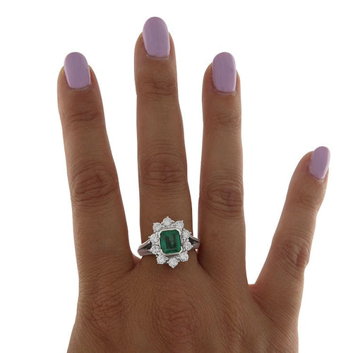 Bague 57 Bague en or jaune et blanc entourée d'émeraudes et de diamants 58 Facettes G3457-1