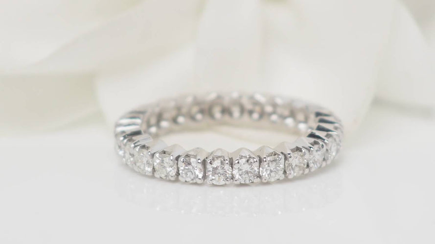 Giftering amerikansk i hvitt gull og diamanter 1,30ct 