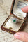 Bague 59 Bague Art Déco Emeraude et Diamants sur Platine 58 Facettes