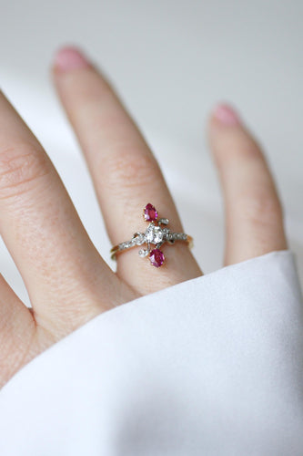 Bague 54 Bague Toi et Moi Belle Epoque Rubis Poire et Diamants 58 Facettes