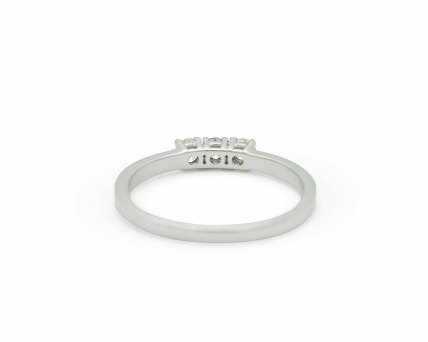 Bague Bague Trilogie en or blanc et diamants 58 Facettes