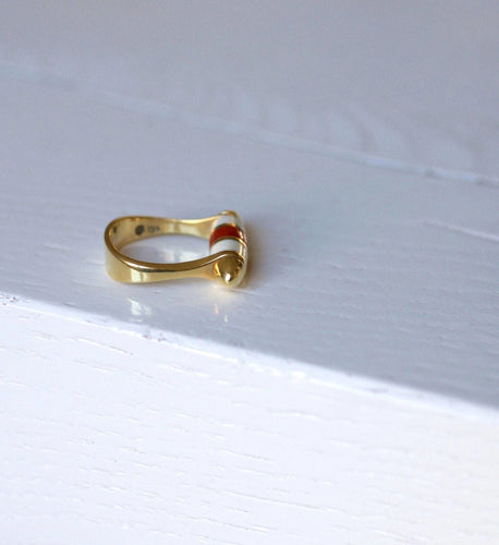 Bague fuseau moderniste or, corne, et corail 58 Facettes