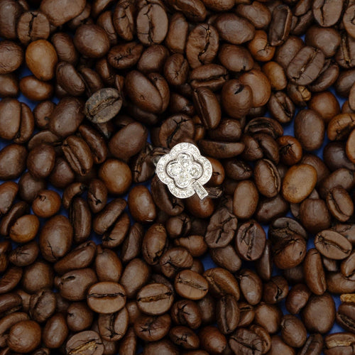 Bague 51 Bague or blanc et diamants 58 Facettes INV033