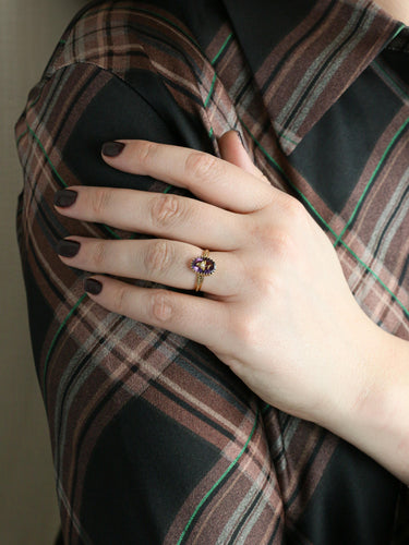 Bague 55 Bague victorienne or jaune améthyste gravée perle 58 Facettes 1164.2