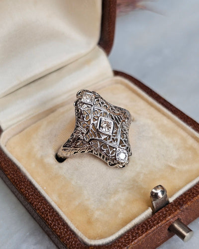 Bague 55.5 Bague or blanc diamants 58 Facettes 573