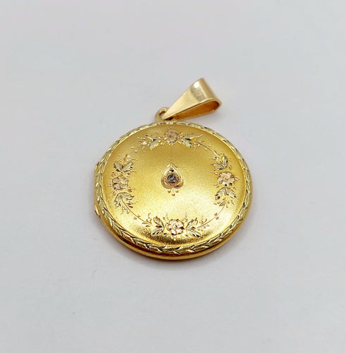Pendentif Pendentif porte-photo Art nouveau en or 18k, couronne de fleurs et diamant 58 Facettes A06569