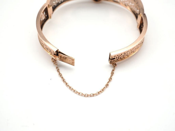 Broche Broche en or jaune, camé, diamants et perles 58 Facettes