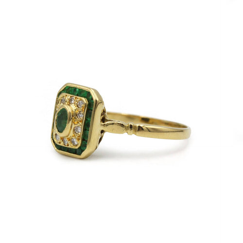 Bague 58 Bague or jaune 750 diamants et émeraudes 58 Facettes 1325